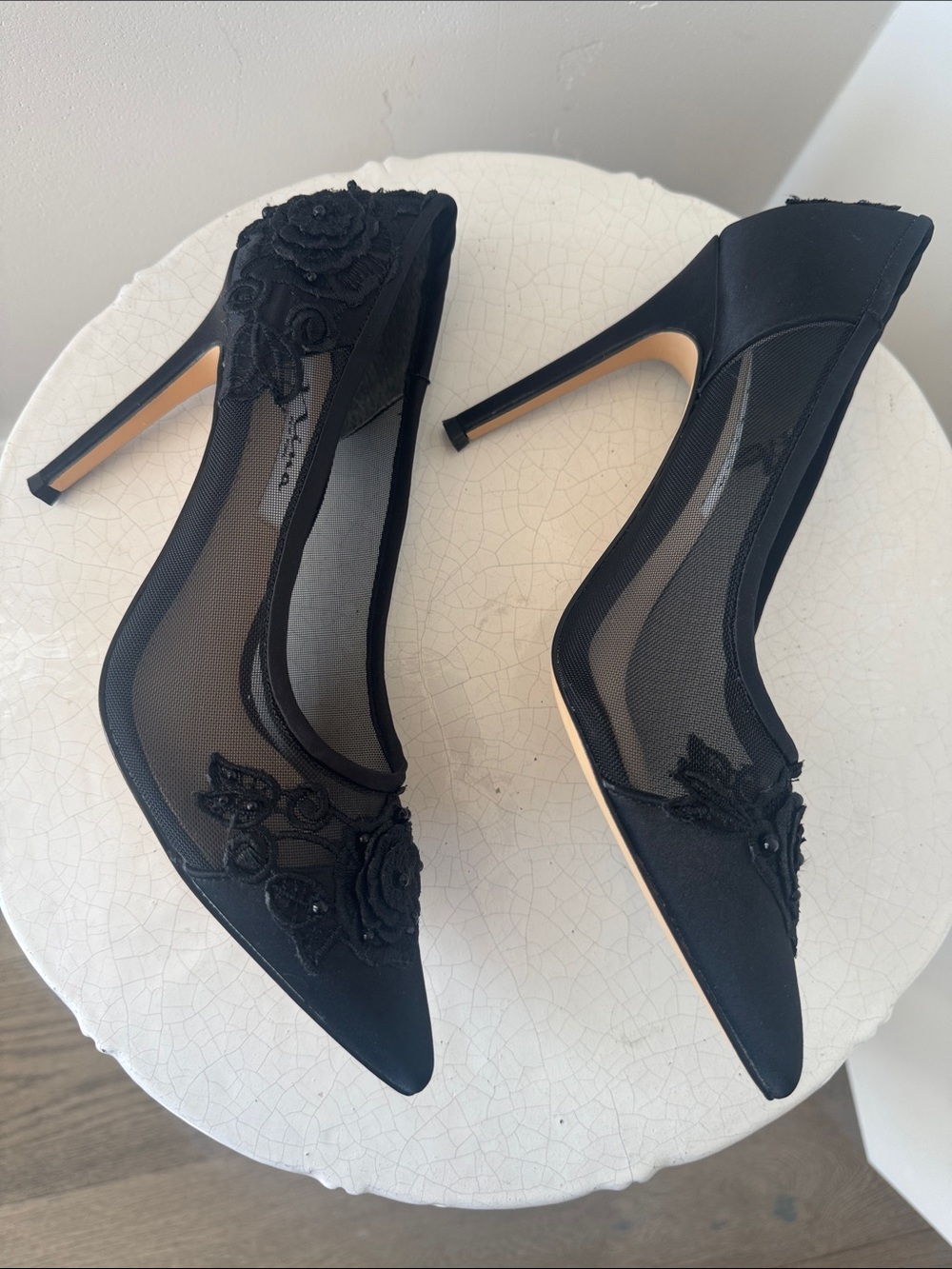 Nina DONELA Black Floral Appliqué Pointed-Toe Mesh Pumps Stiletto Heels Size 7.5 - Picture 5 of 12